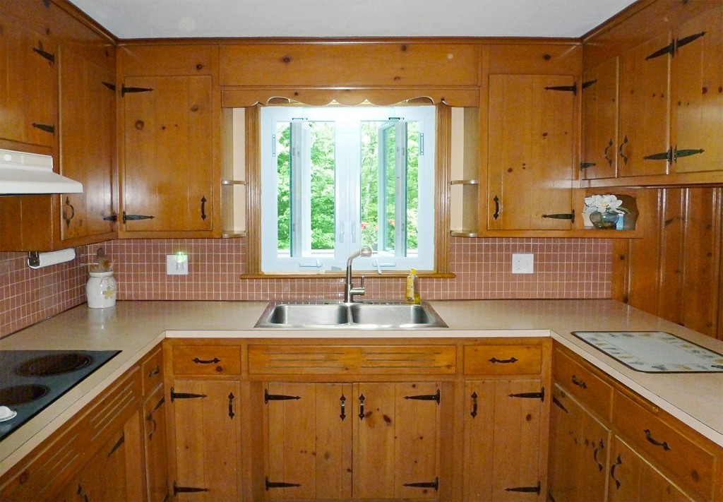 50 Brainard Road Wilbraham, MA 01095 - Photo 8 of 30 Gallery Image 8