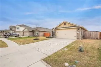 $2,000 | 12313 Caldera Way, Manor, TX 78653