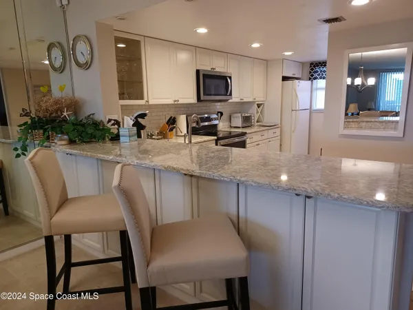 $3,400 | 1830 North Atlantic Avenue, Unit 502, Cocoa Beach, FL 32931