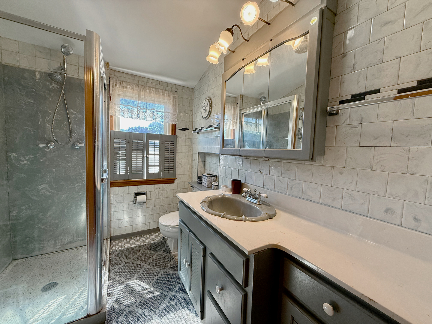 7425 West Devon Avenue Chicago, IL 60631 - Photo 19 of 33