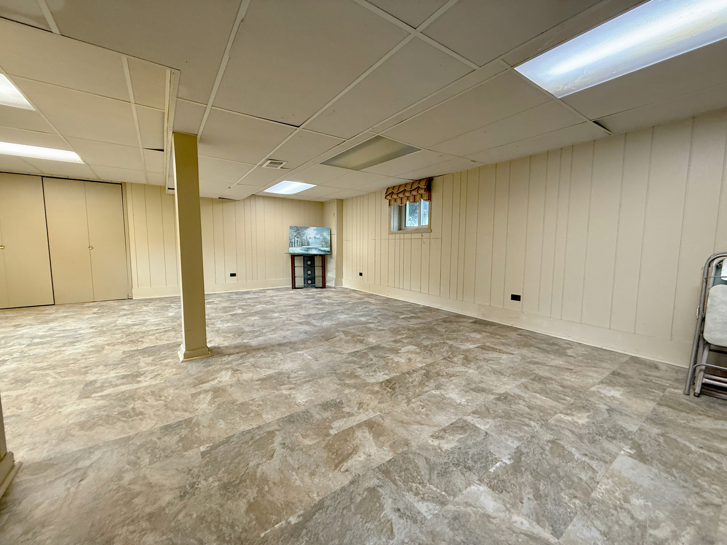 7425 West Devon Avenue Chicago, IL 60631 - Photo 21 of 33