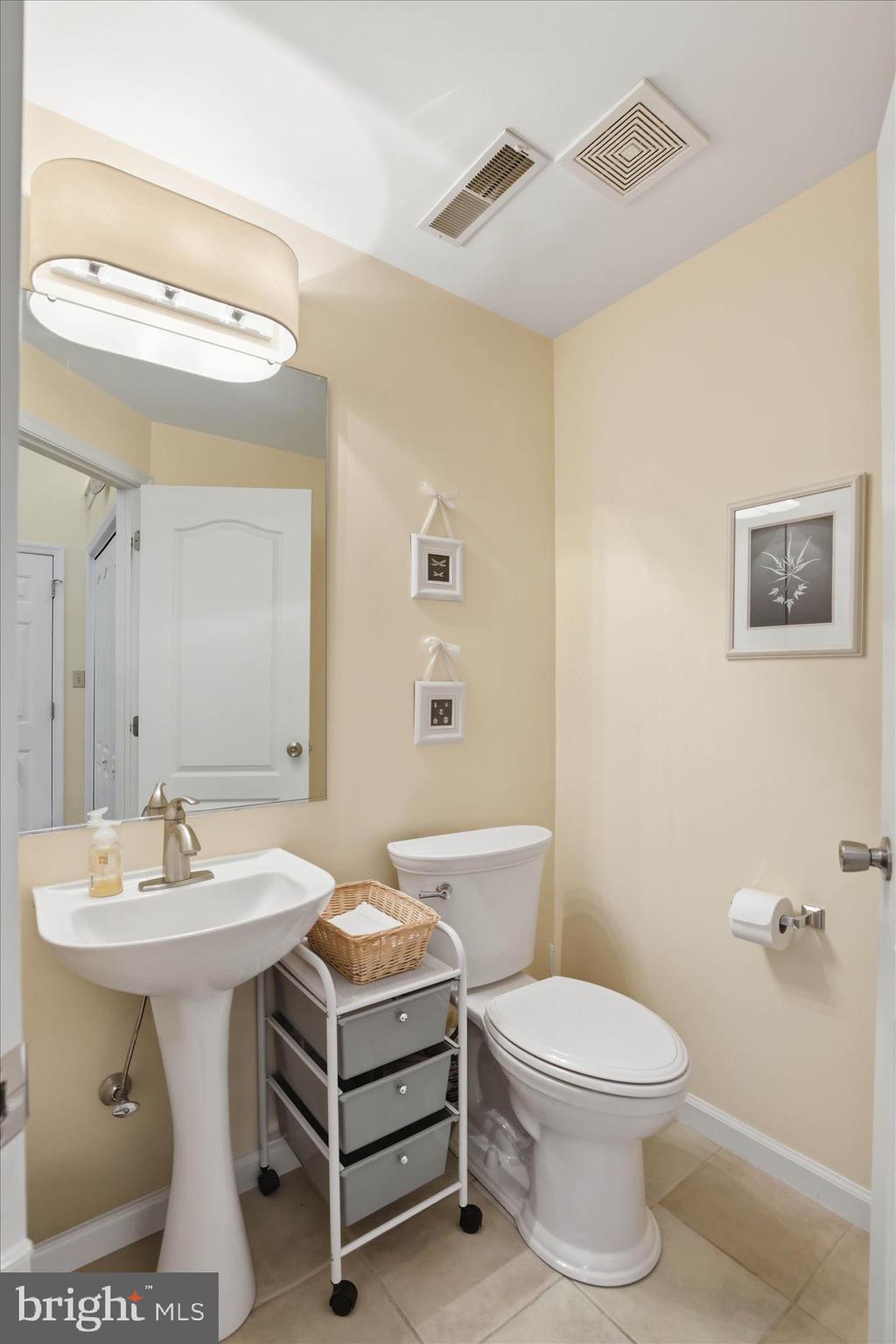 52 Coopers Way Denver, PA 17517 - Photo 13 of 29 a bathroom with a sink toilet and shower