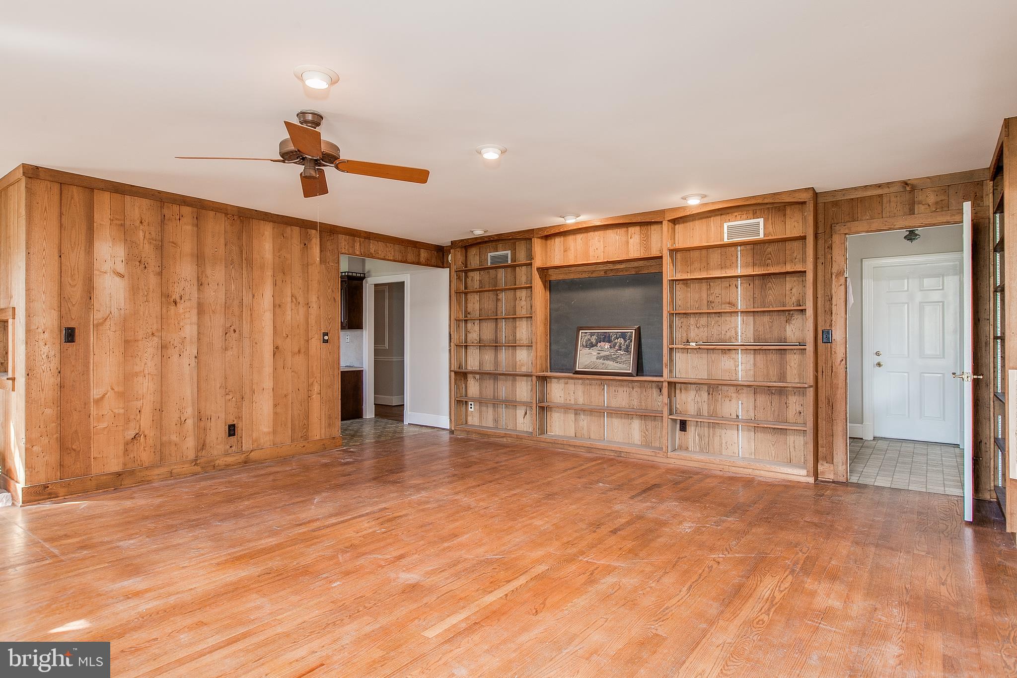 2528 Dixon Road Frederick, MD 21704 - Photo 13 of 45