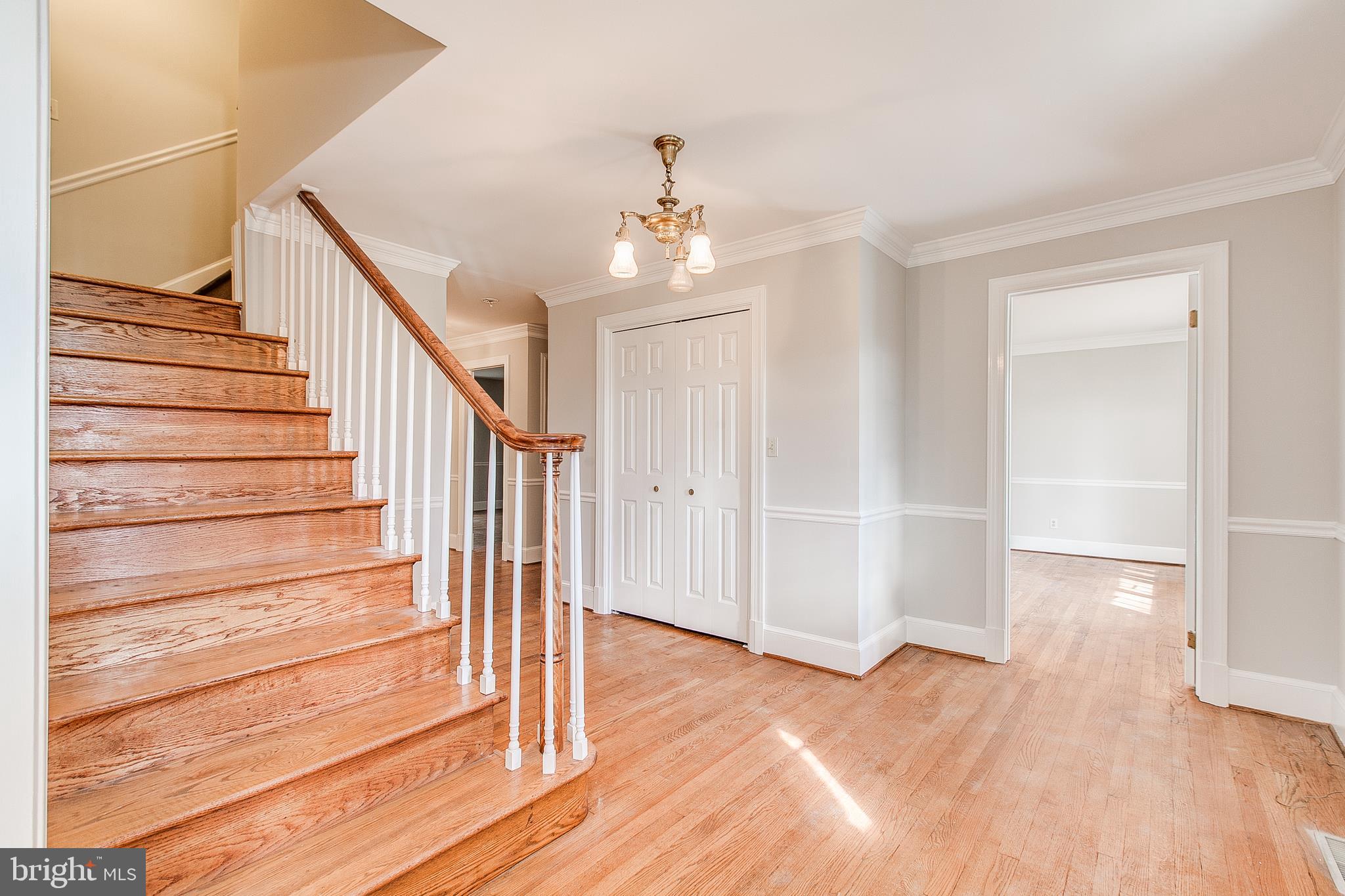 2528 Dixon Road Frederick, MD 21704 - Photo 7 of 45