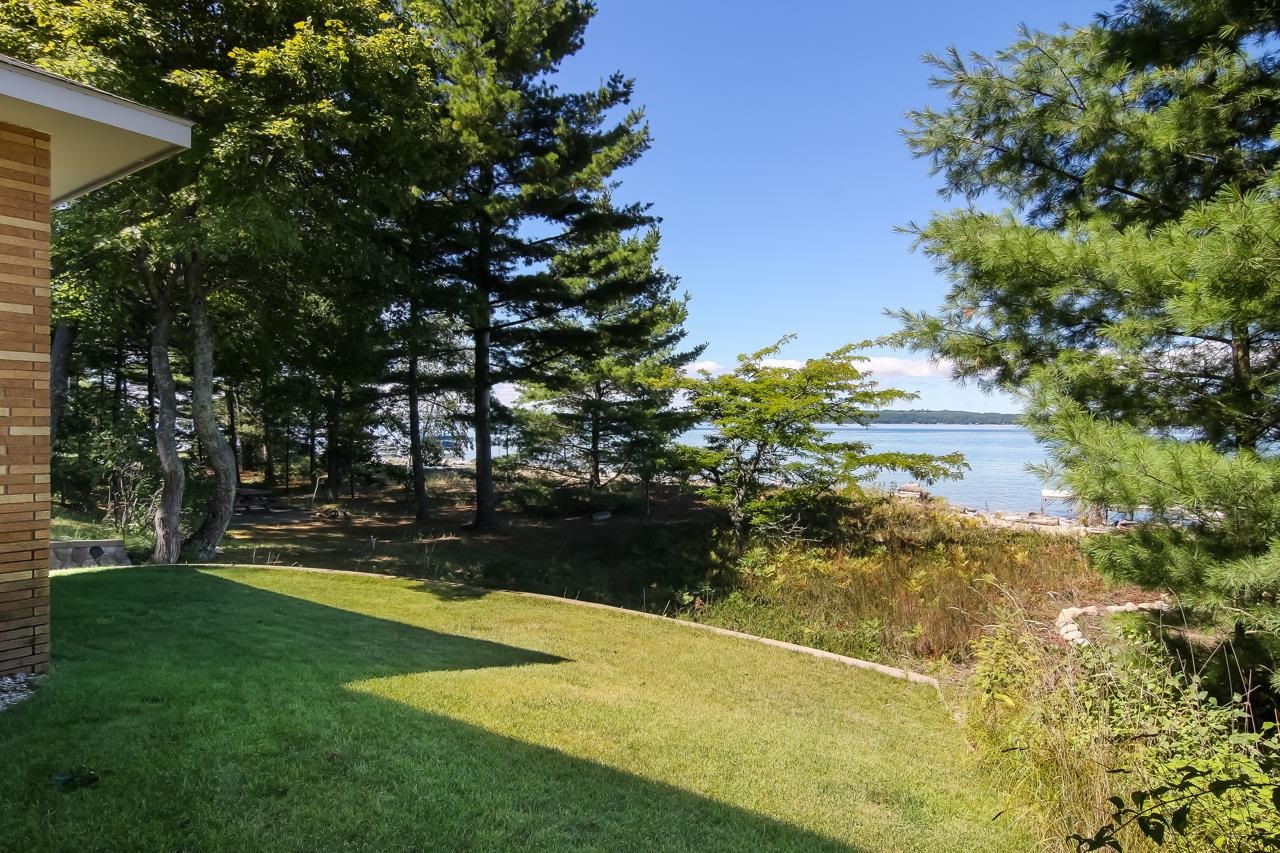 6981 Deepwater Point Road Williamsburg, MI 49690 - Photo 48 of 49 1903664-47.JPG