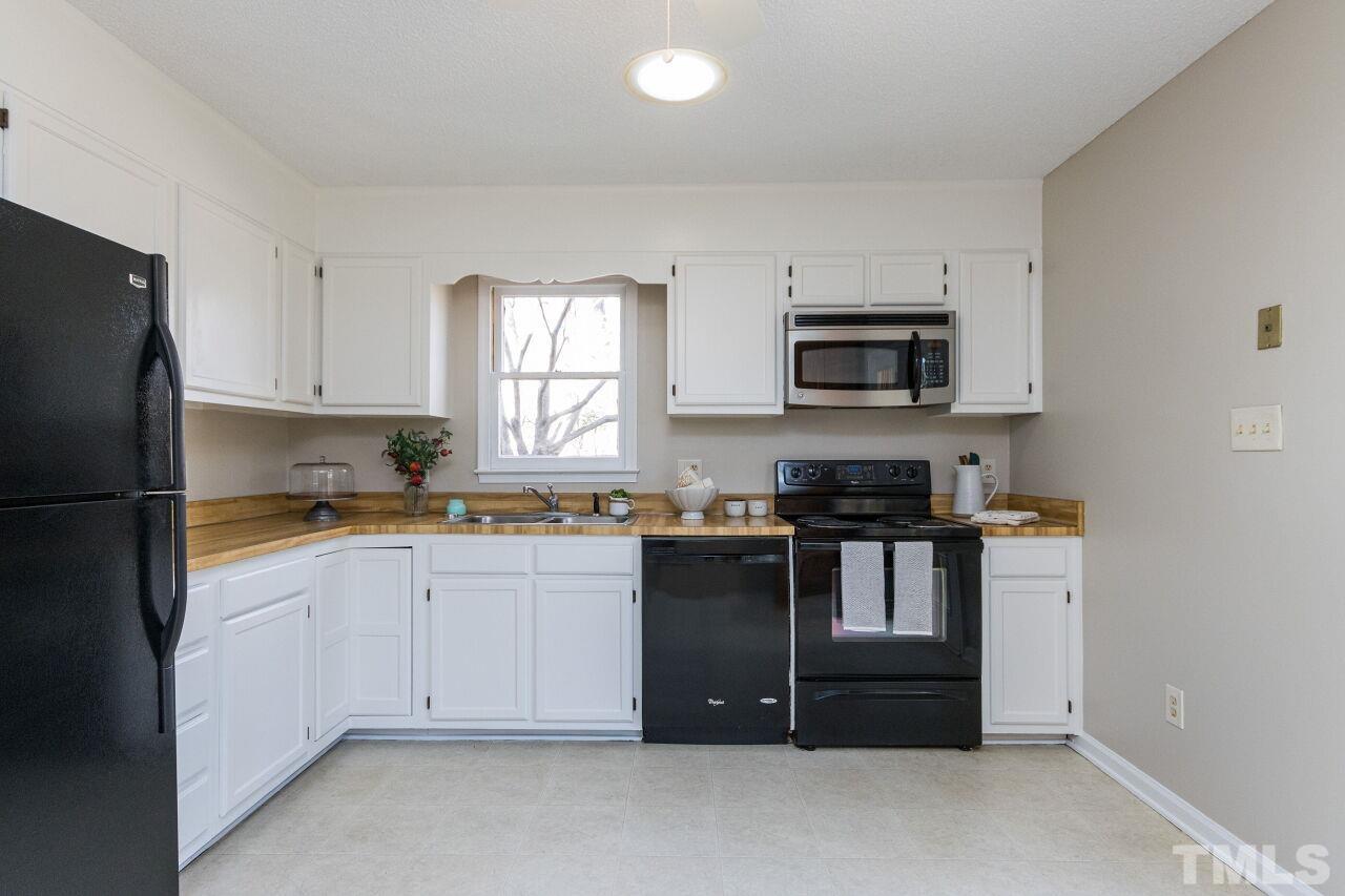 718 Red Forest Trail Raleigh, NC 27615 - Photo 11 of 30 Gallery Image 11