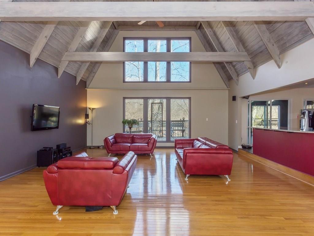 8139 Claridge Road Indianapolis, IN 46260 - Photo 4 of 26