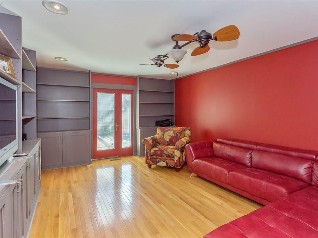 8139 Claridge Road Indianapolis, IN 46260 - Photo 10 of 26