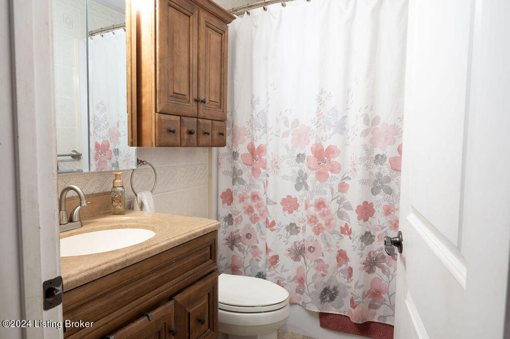 6321 Bardstown Road Elizabethtown, KY 42701 - Photo 8 of 28 DSC_7584