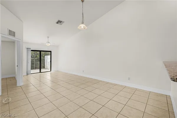 $1,700 | 902 Southwest 39th Terrace, Cape Coral, FL 33914