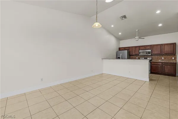 $1,700 | 902 Southwest 39th Terrace, Cape Coral, FL 33914