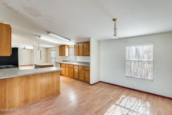 $325,000 | 1047 South Main Street, Coolidge, AZ 85128