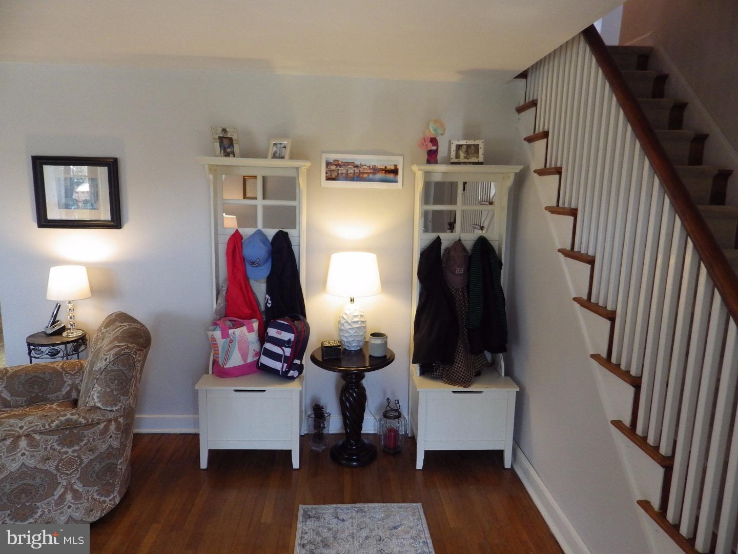 503 Enfield Road Oreland, PA 19075 - Photo 3 of 23 Foyer