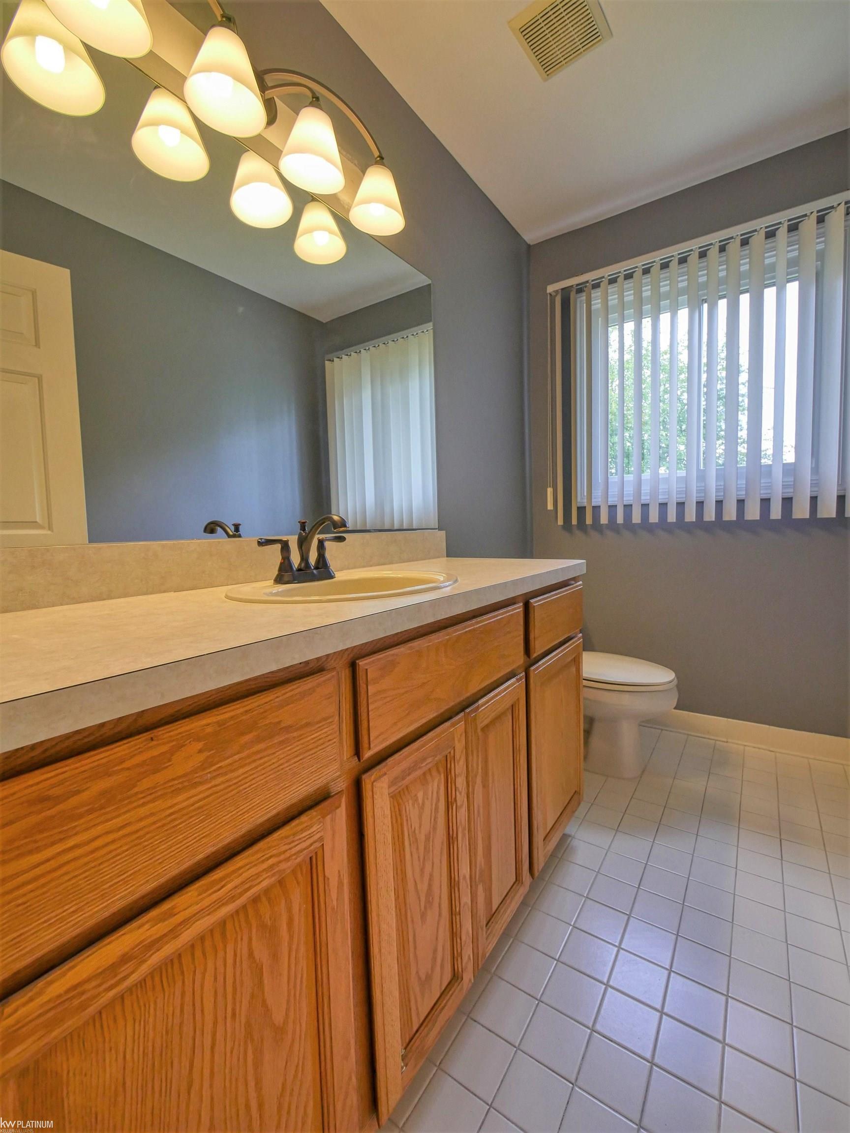 31860 Armada Ridge Road Richmond, MI 48062 - Photo 13 of 47 50120148-14.JPG