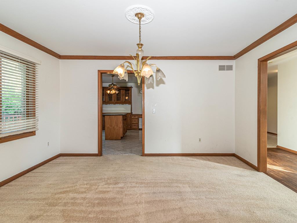 1004 Bembridge Drive Rochester Hills, MI 48307 - Photo 18 of 47
