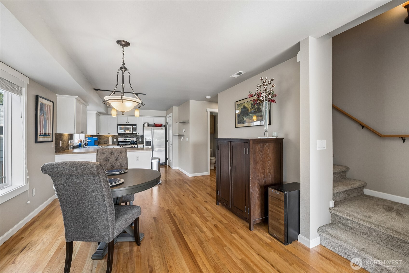 6331 42nd Avenue Southwest, Unit B Seattle, WA 98136 - Photo 10 of 27