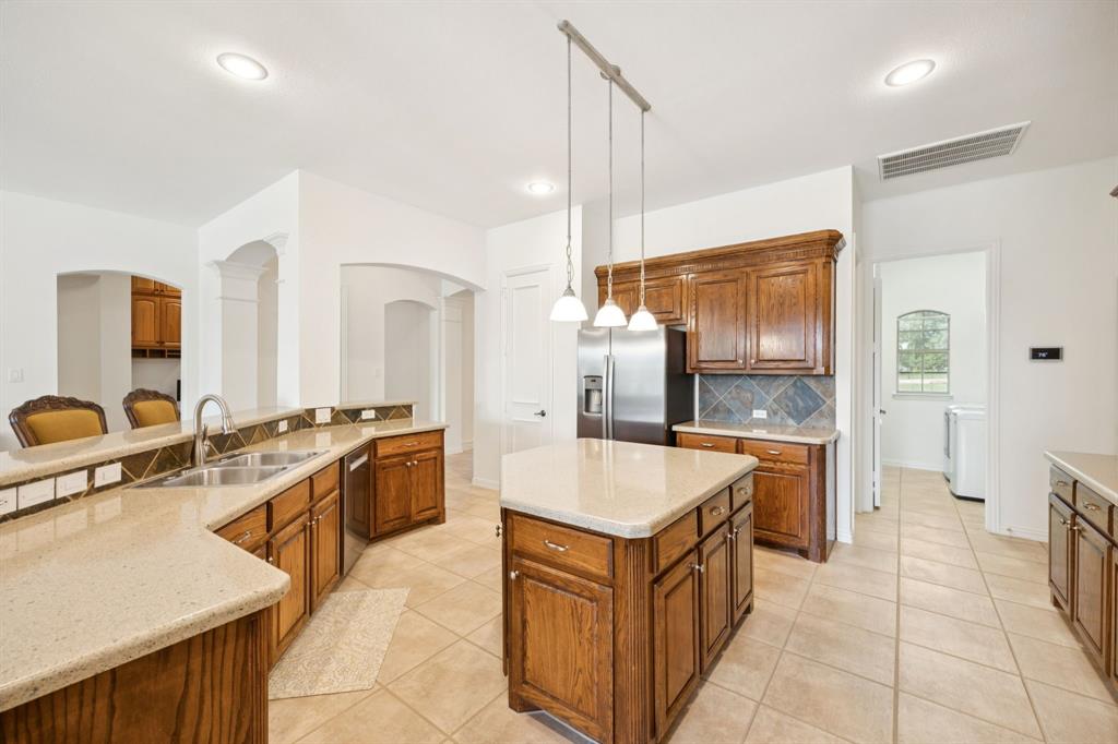 385 Bee Caves Road Lucas, TX 75002 - Photo 8 of 35