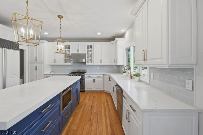 13 Hunters Trail Chester, NJ 07930 - Photo 9 of 50