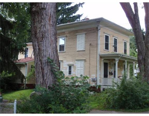 65 Taylor Street Amherst, MA 01002 - Photo 3 of 10 Gallery Image 3