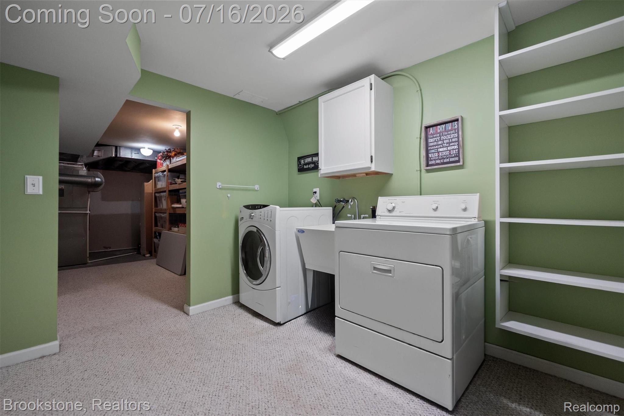 1694 Foresthill Drive Rochester, MI 48306 - Photo 39 of 55 45-Foresthill-38.jpg