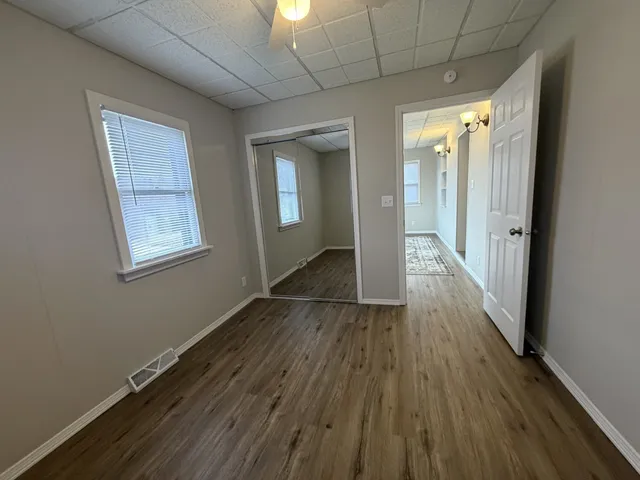 $168,900 | 1406 West Walnut Street, Bloomington, IL 61701