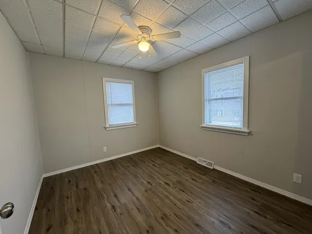 $168,900 | 1406 West Walnut Street, Bloomington, IL 61701