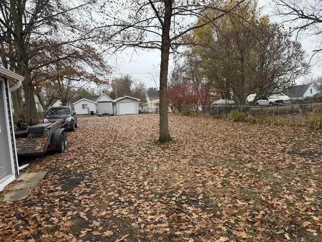 $168,900 | 1406 West Walnut Street, Bloomington, IL 61701