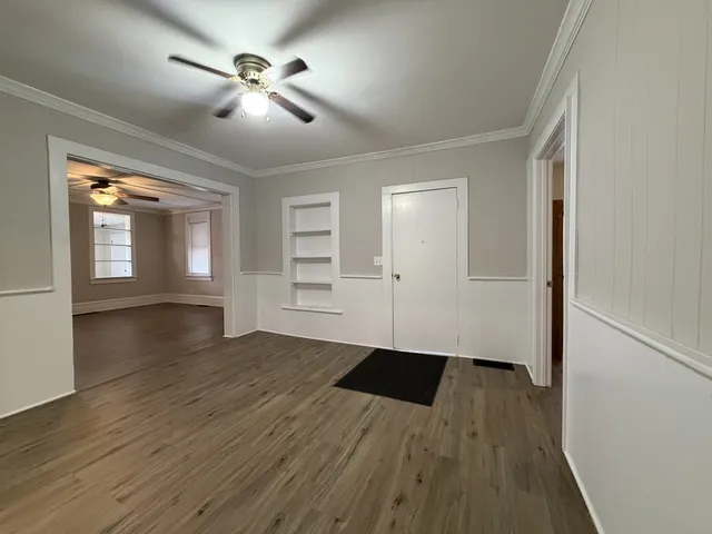 $168,900 | 1406 West Walnut Street, Bloomington, IL 61701