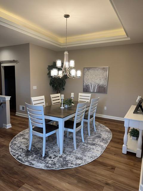 1596 Weston Rdg Road Oconomowoc, WI 53066 - Photo 6 of 16 Dining room