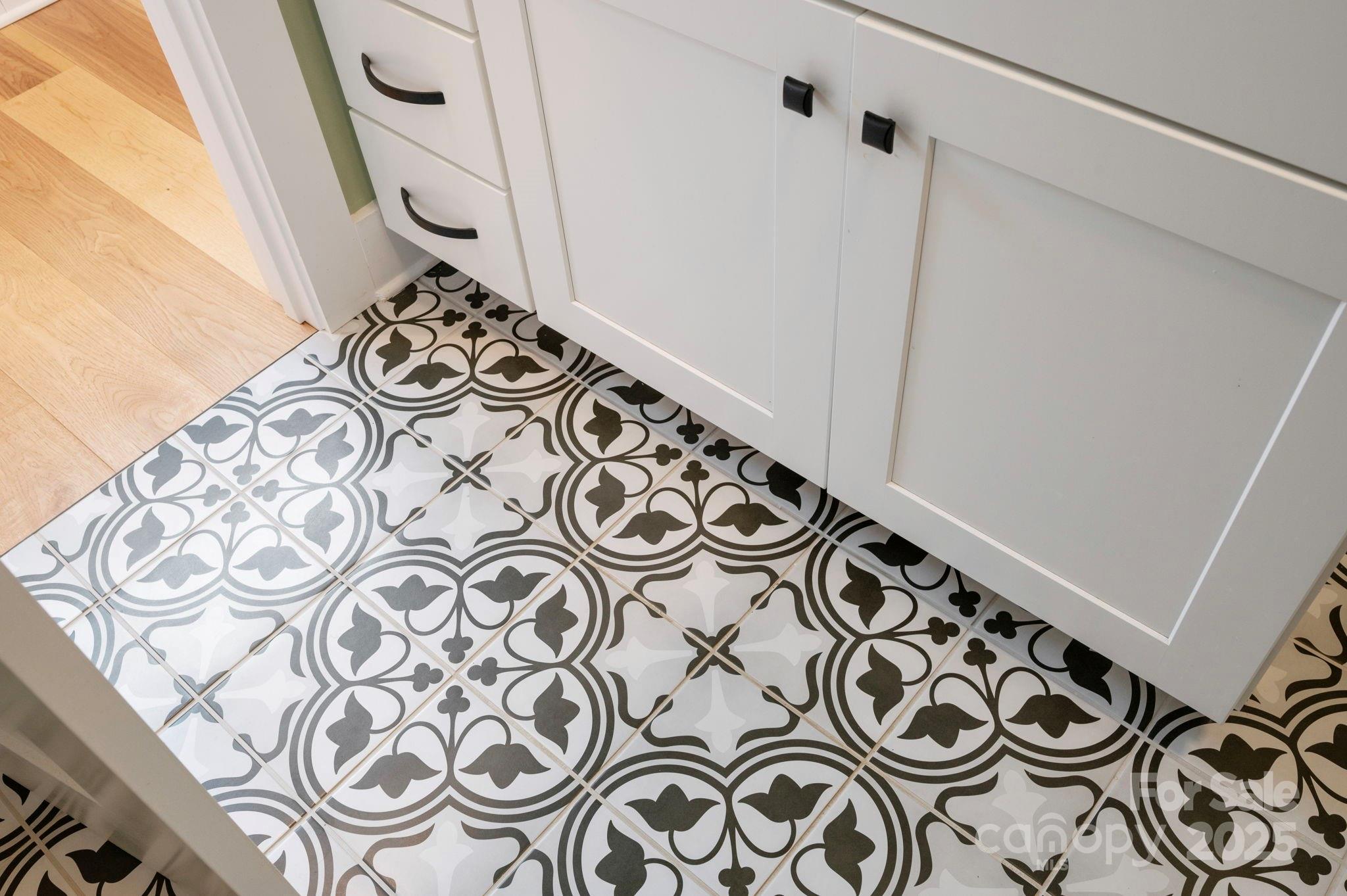 20 Garden Road Asheville, NC 28804 - Photo 24 of 44