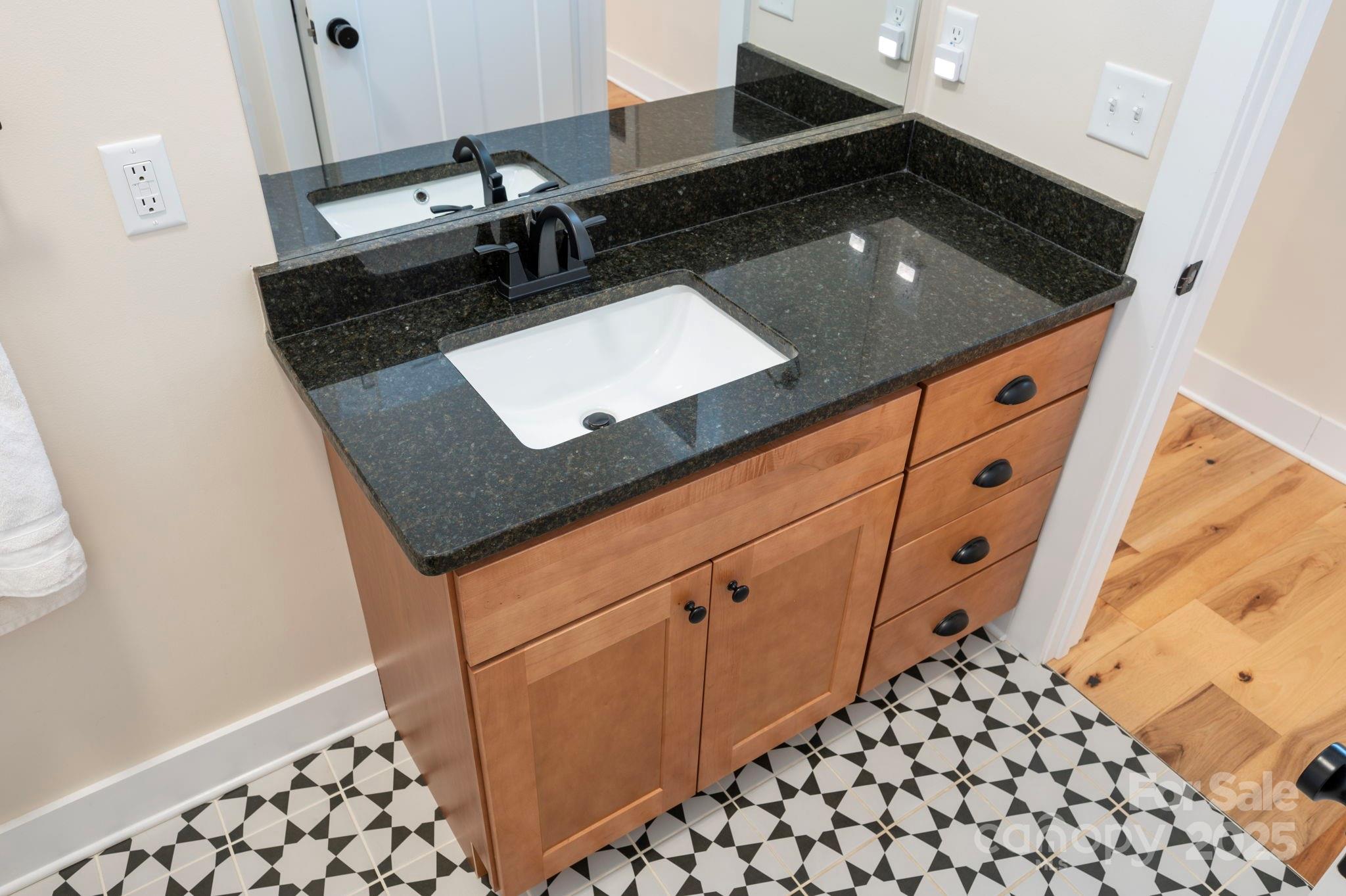 20 Garden Road Asheville, NC 28804 - Photo 42 of 44 a close view of appliances