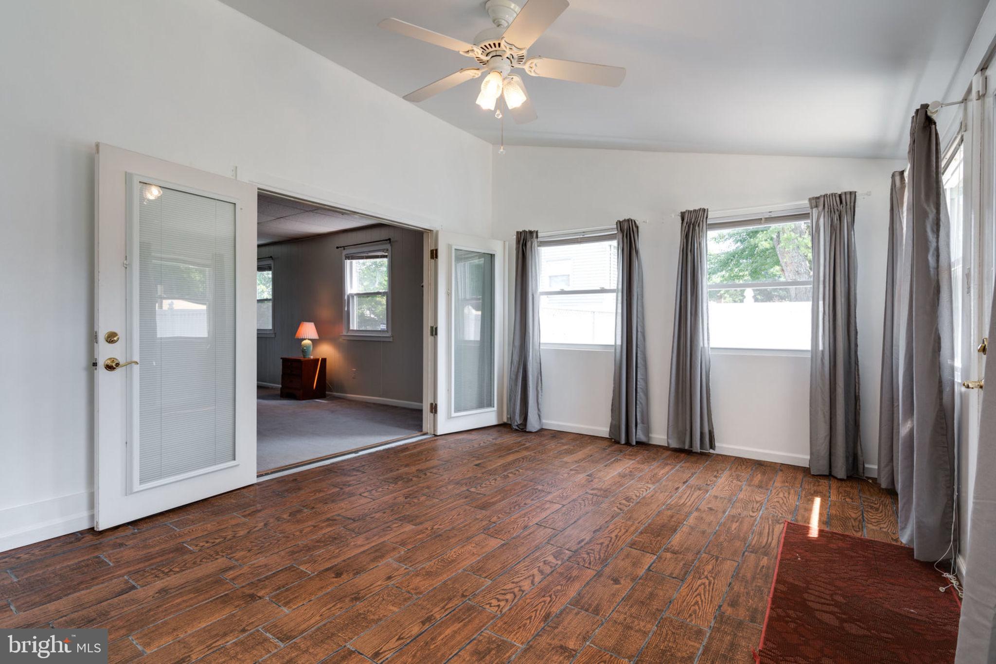 1303 Columbia Road Woodbridge, VA 22191 - Photo 19 of 62 Gallery Image 19