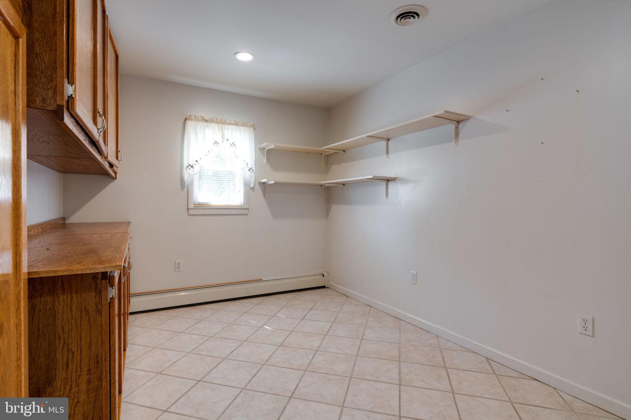 1303 Columbia Road Woodbridge, VA 22191 - Photo 34 of 62 Gallery Image 34