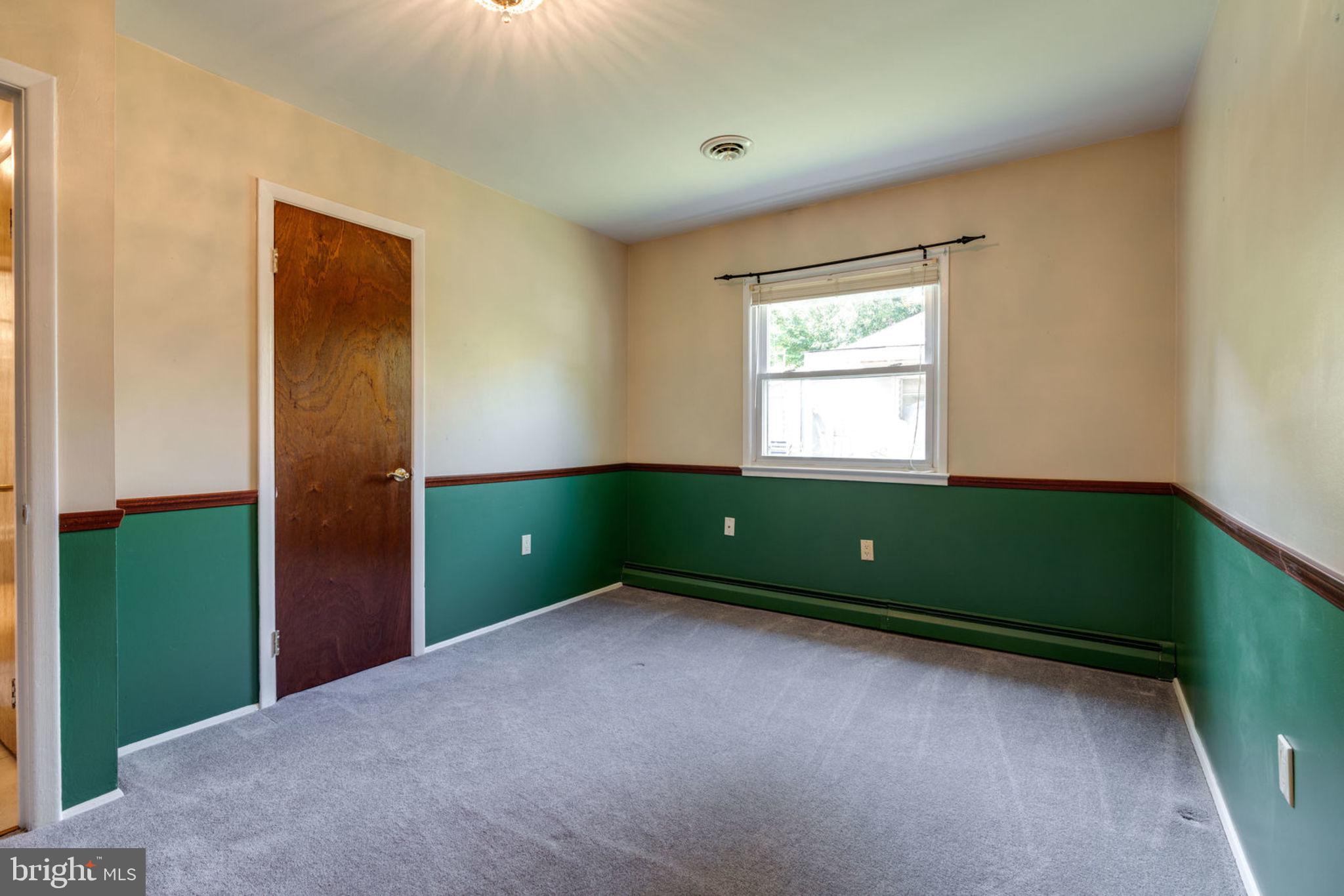 1303 Columbia Road Woodbridge, VA 22191 - Photo 46 of 62 Gallery Image 46