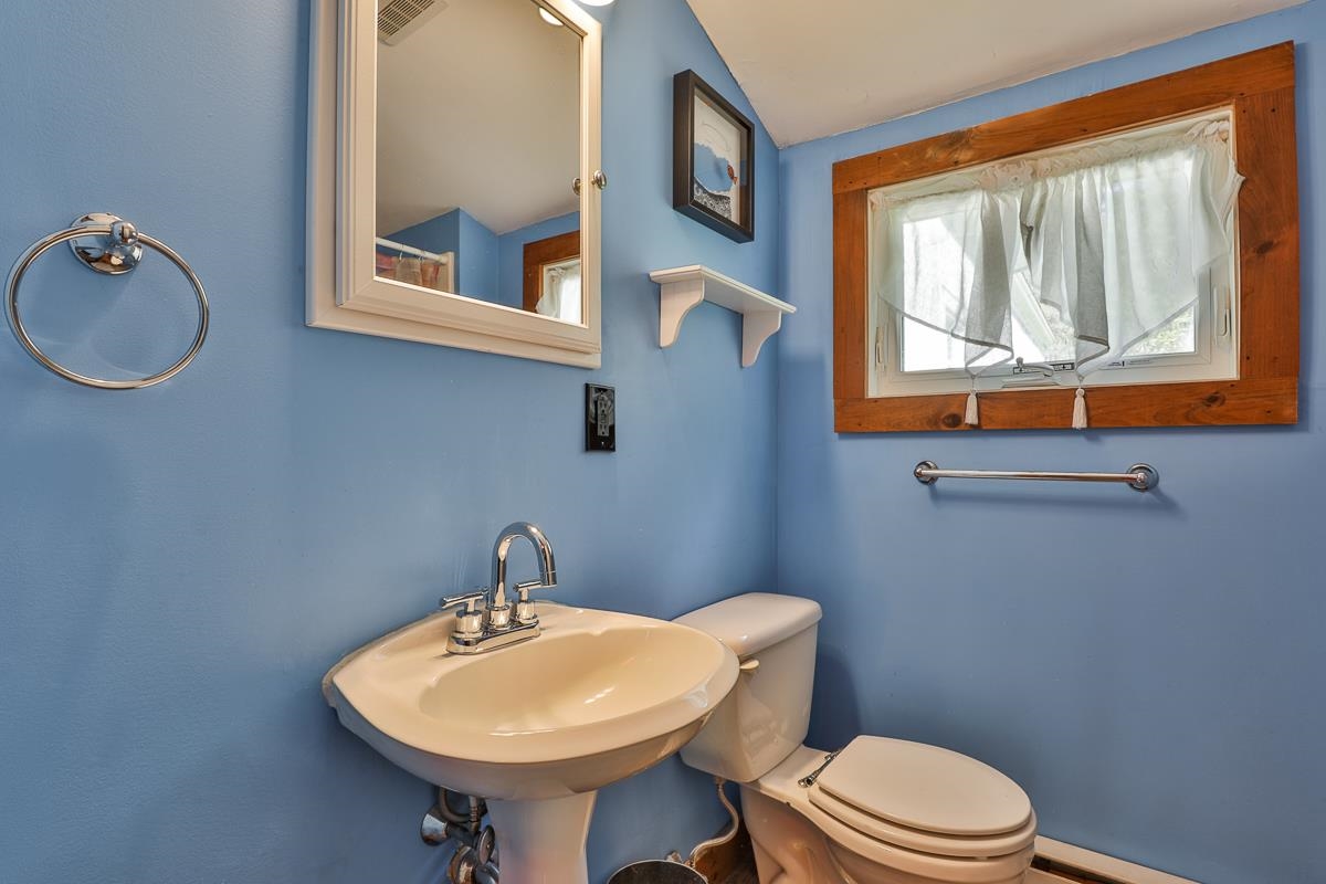 228 Bennington Road Hancock, NH 03449 - Photo 39 of 40