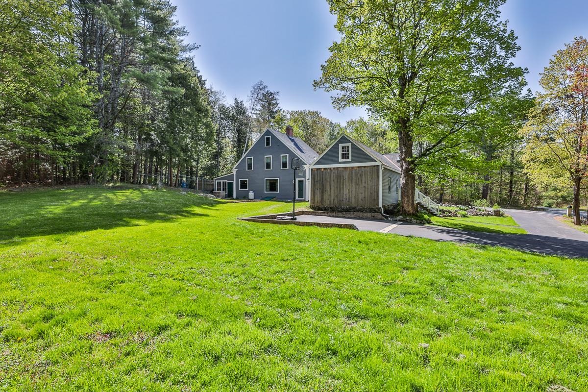 228 Bennington Road Hancock, NH 03449 - Photo 4 of 40