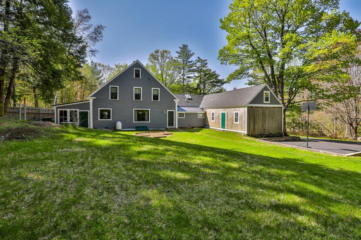 228 Bennington Road Hancock, NH 03449 - Photo 5 of 40