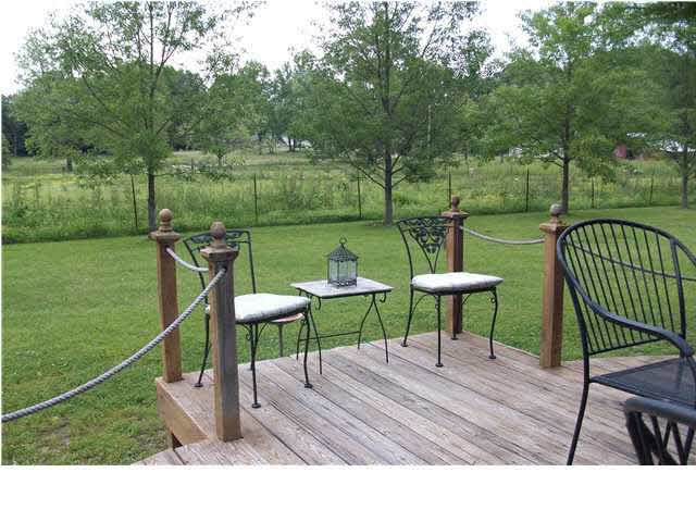 1700 George Road Terry, MS 39170 - Photo 17 of 23 Sitting area on deck