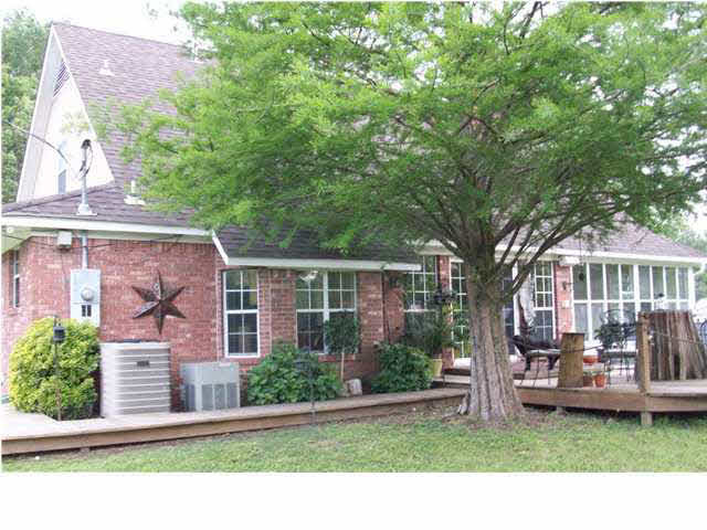 1700 George Road Terry, MS 39170 - Photo 18 of 23 Beautiful mature tree