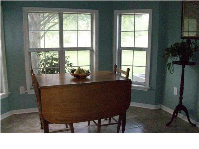 1700 George Road Terry, MS 39170 - Photo 9 of 23 Breakfast Room