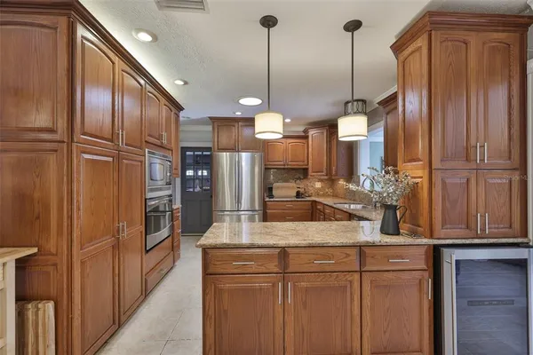 $550,000 | 1311 Estatewood Drive, Brandon, FL 33510