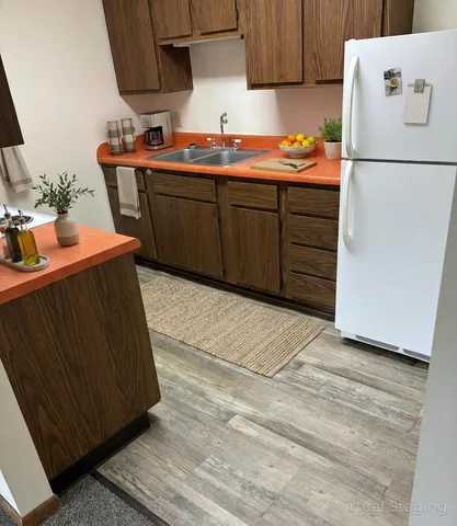 $645 | 102 Madison Avenue North, Unit 14, Battle Lake, MN 56515