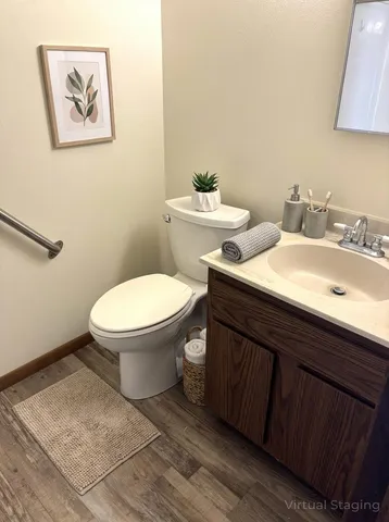 $645 | 102 Madison Avenue North, Unit 14, Battle Lake, MN 56515