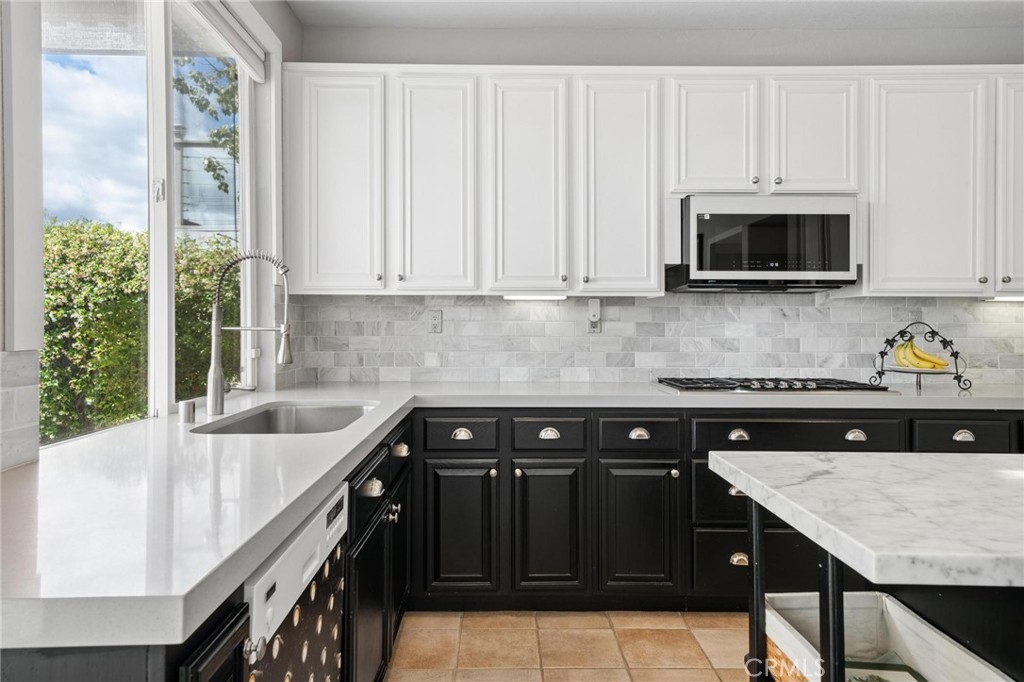 26044 Bates Place Stevenson Ranch, CA 91381 - Photo 22 of 75