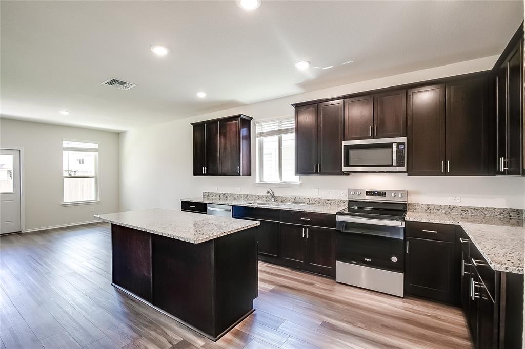 31 Pacific Loon Street Leander, TX 78641 - Photo 11 of 29