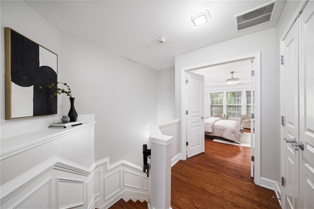 2872 Overlook Way Northeast Atlanta, GA 30324 - Photo 15 of 47