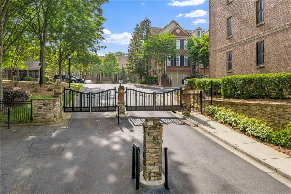 2872 Overlook Way Northeast Atlanta, GA 30324 - Photo 42 of 47