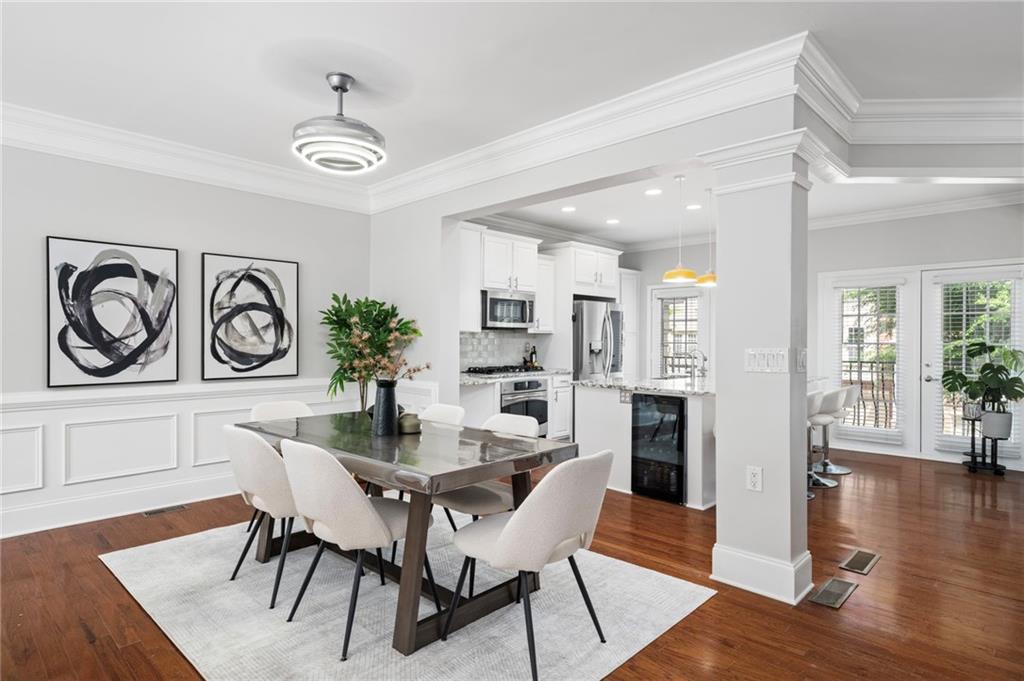 2872 Overlook Way Northeast Atlanta, GA 30324 - Photo 10 of 47