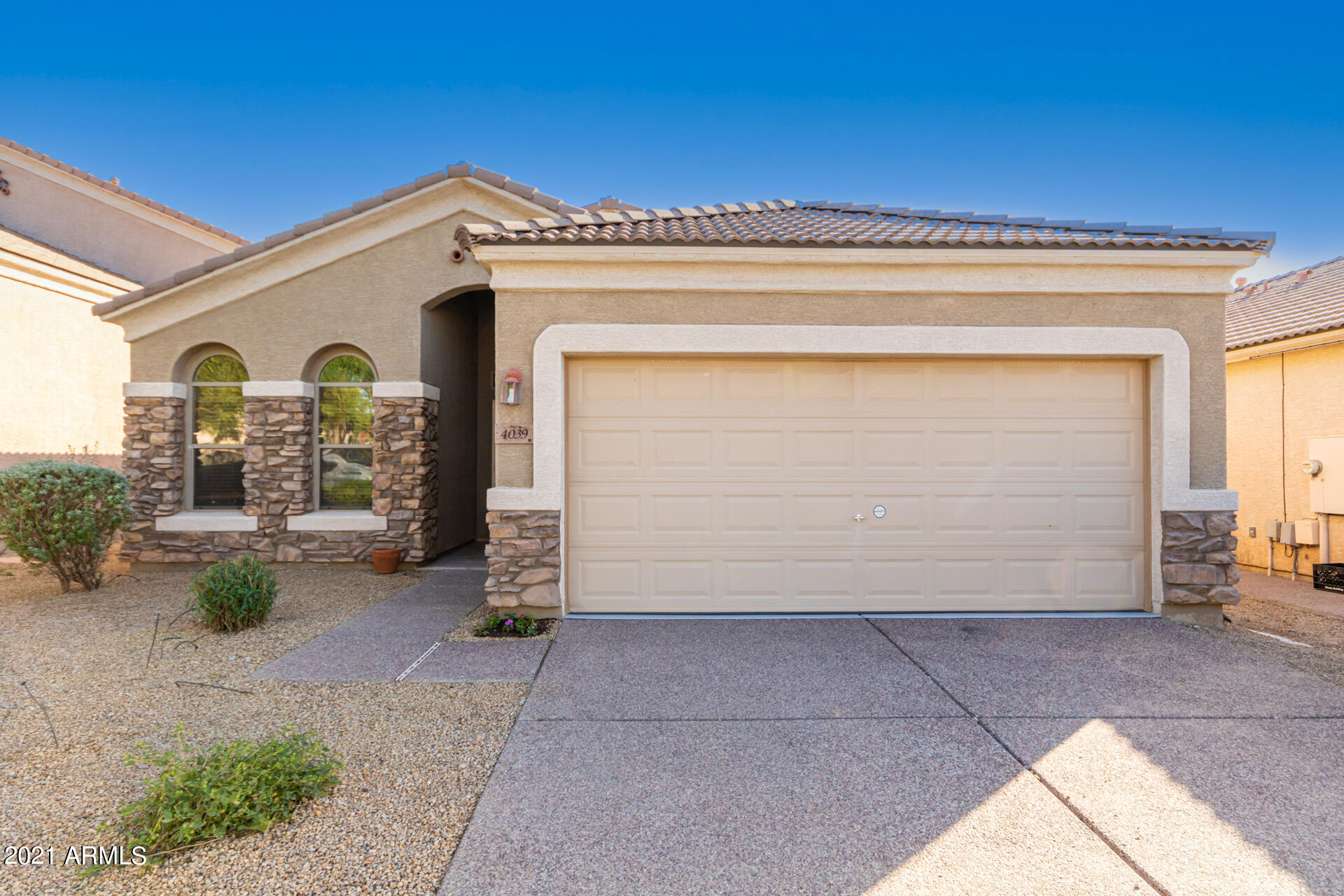 4039 East St John Road Phoenix, AZ 85032 - Photo 1 of 36 01-Saint John