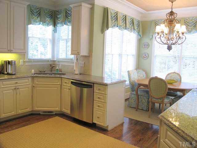 2642 Davis Street Raleigh, NC 27608 - Photo 12 of 25